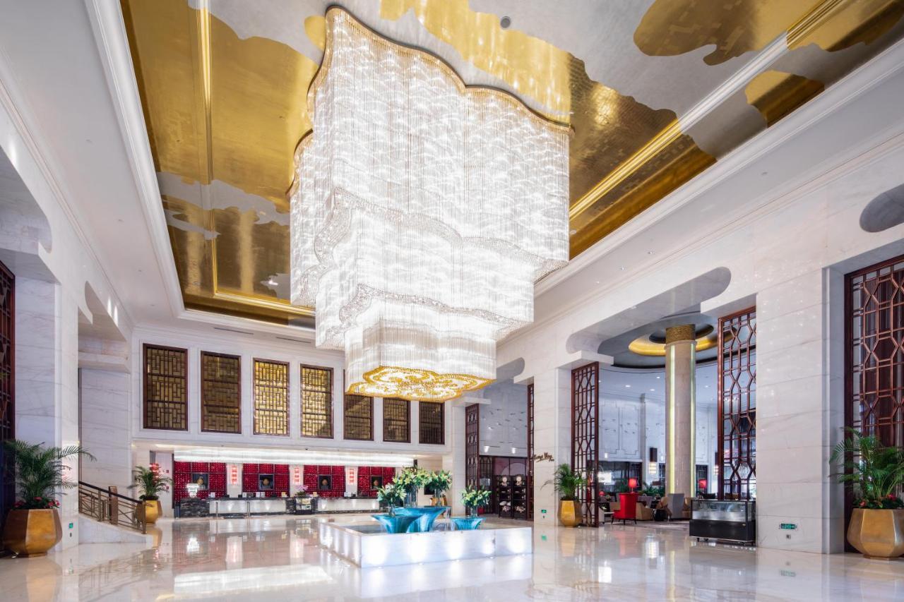 Hotel Wyndham Grand Plaza Royale Colorful Yunnan Kunming Zewnętrze zdjęcie