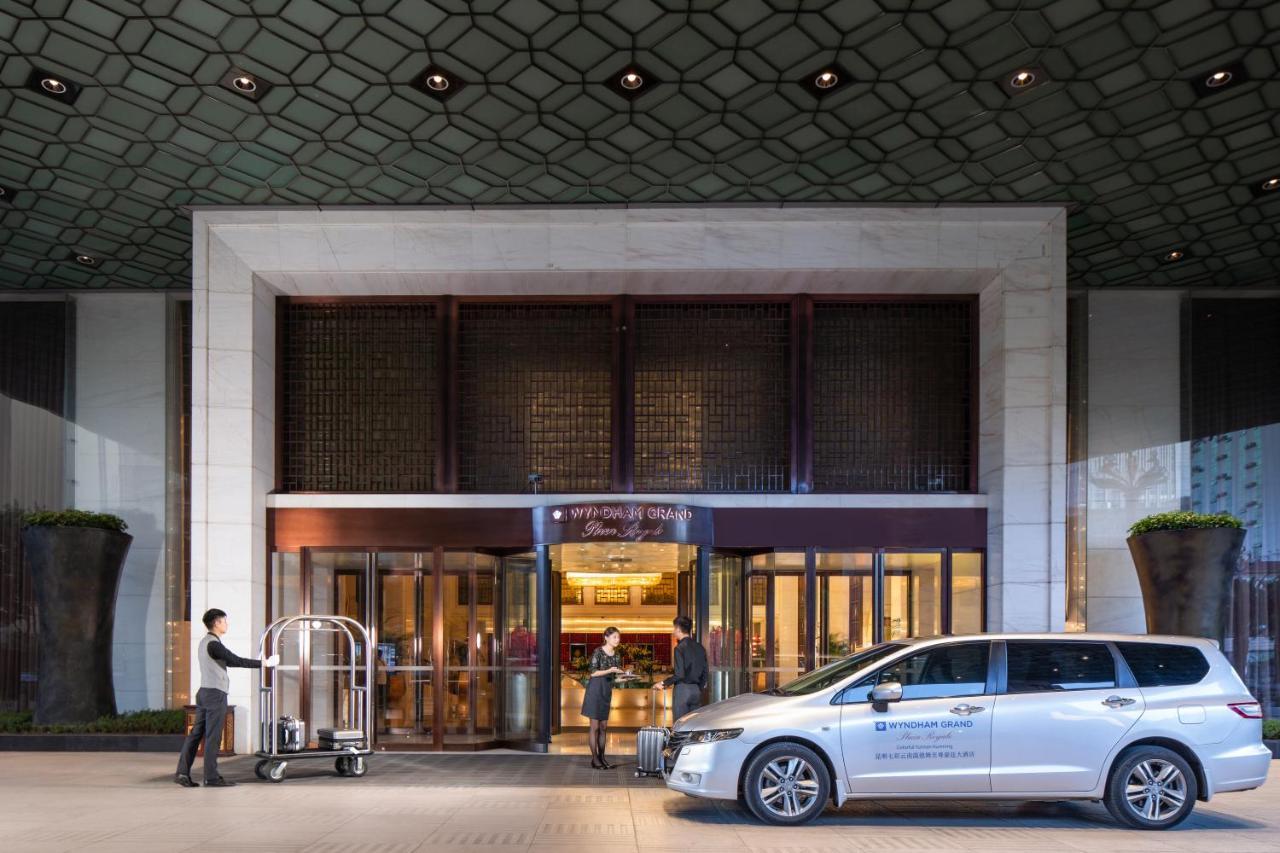 Hotel Wyndham Grand Plaza Royale Colorful Yunnan Kunming Zewnętrze zdjęcie